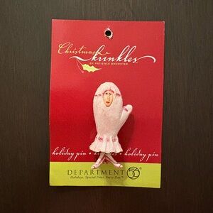 Department 56 Christmas Krinkles Mitten Holiday Pin